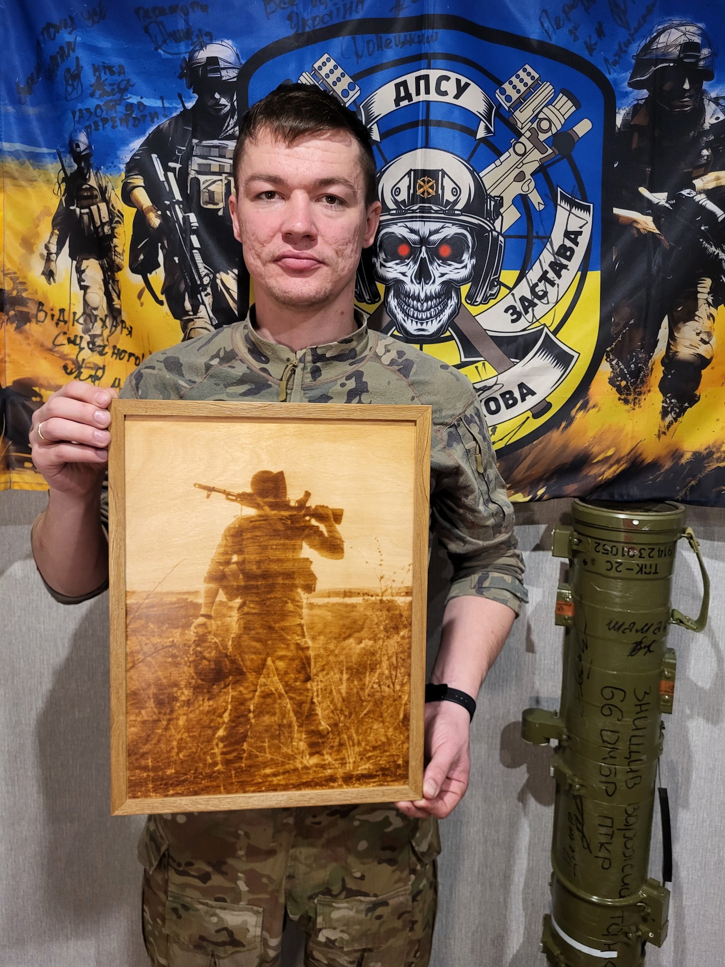 Three Good Men Artwork: A tribute in wood made in Ukraine