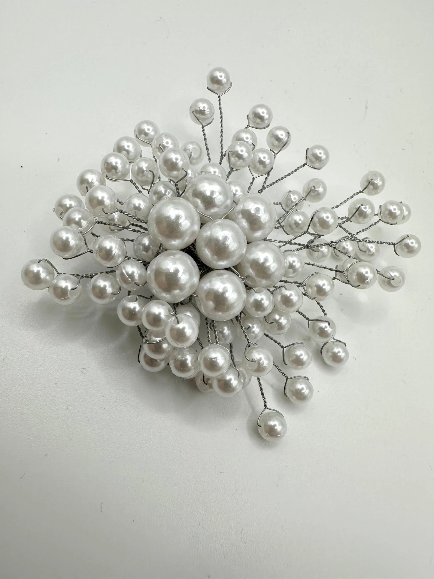 Beautiful Pearl Brooch Olena
