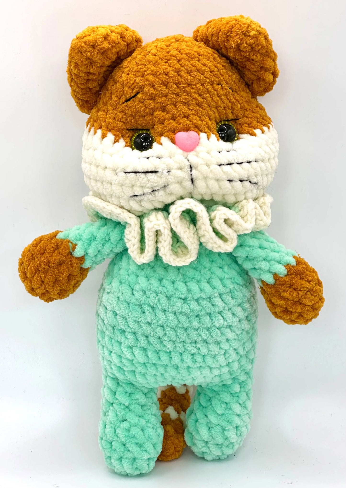 Ruffles, the gentleman Bear Olena