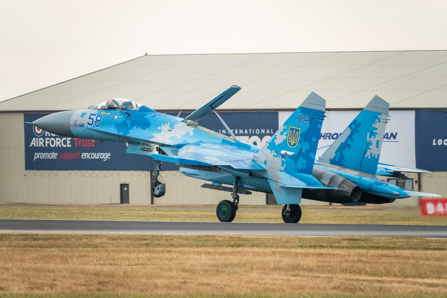 Blue 58 SU 27 landing at RIAT Airshow in 2018