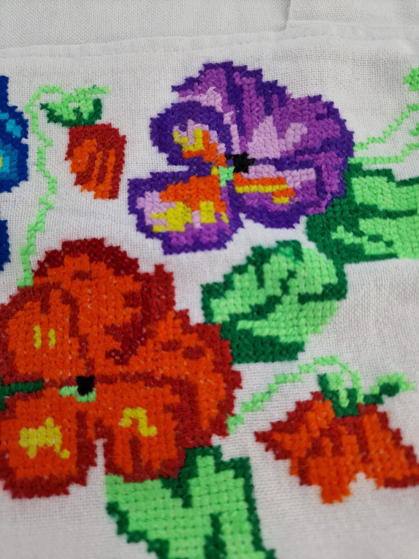 Small Women's/Girls Ukranian Vyshyvanka - Handmade in Ivankiv