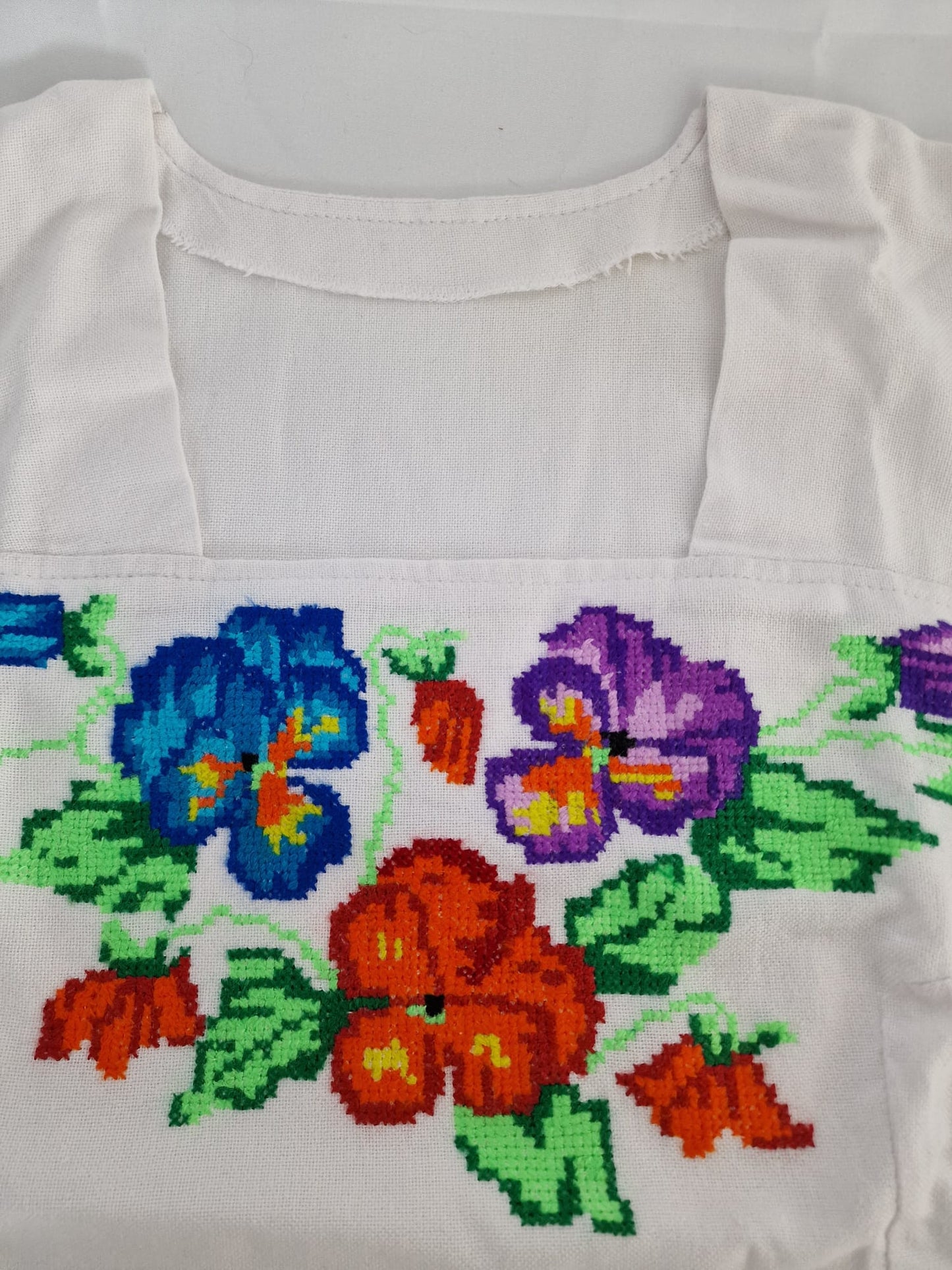 Small Women's/Girls Ukranian Vyshyvanka - Handmade in Ivankiv