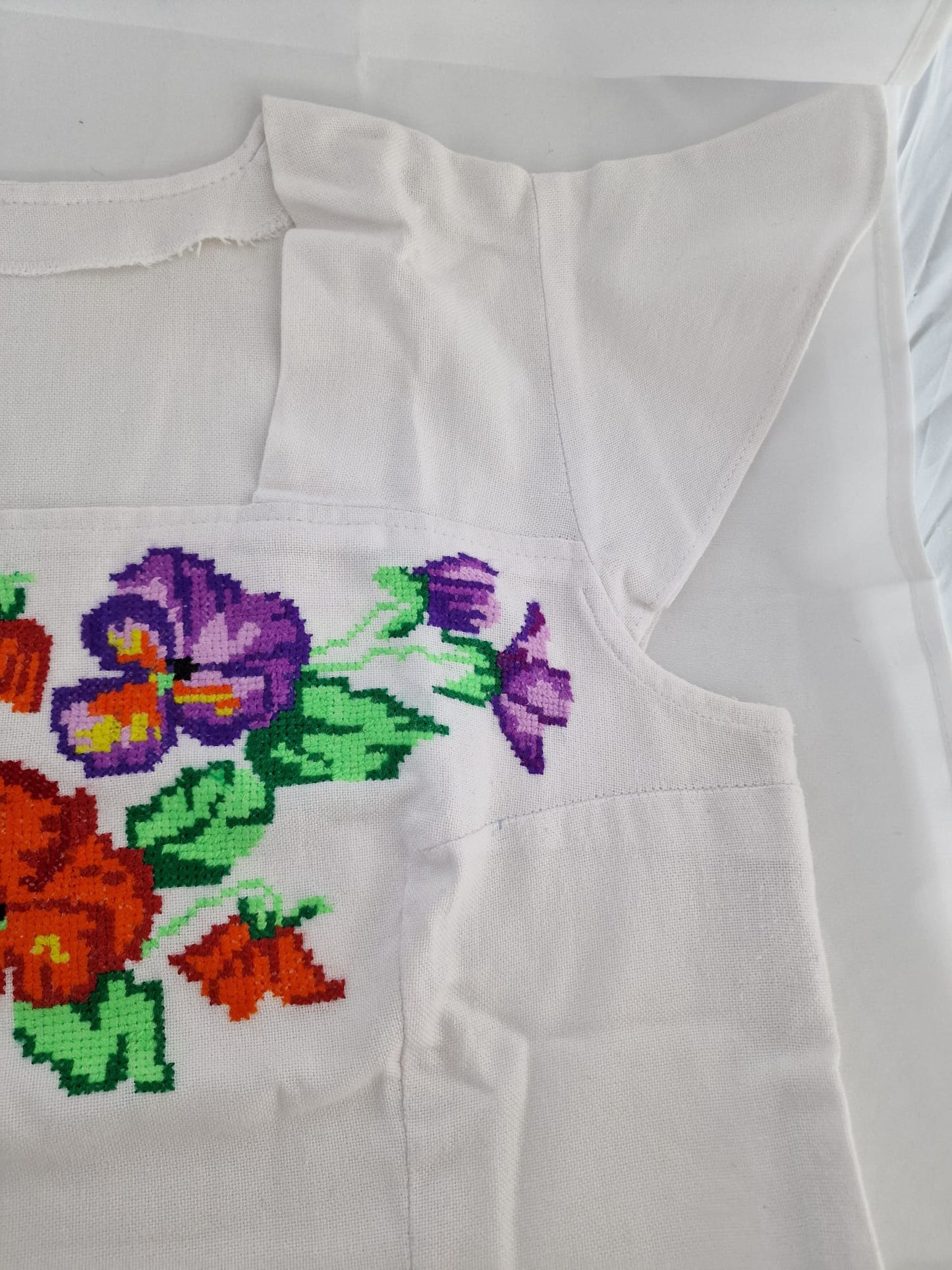 Small Women's/Girls Ukranian Vyshyvanka - Handmade in Ivankiv