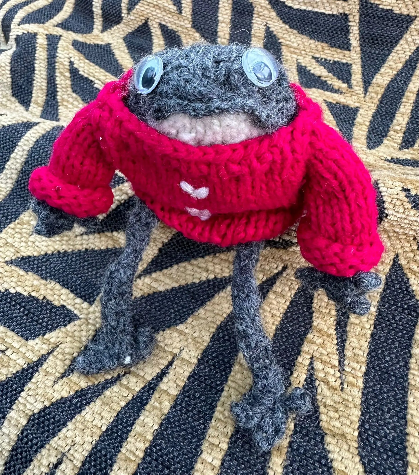 FROGS! Andrei - The Ukranian Frog! - Ukraine UK Aid