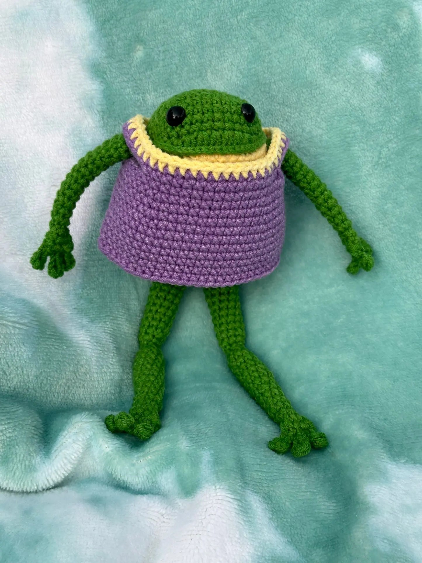 FROGS! Ganna - The Ukranian Yoga Frog! - Ukraine UK Aid