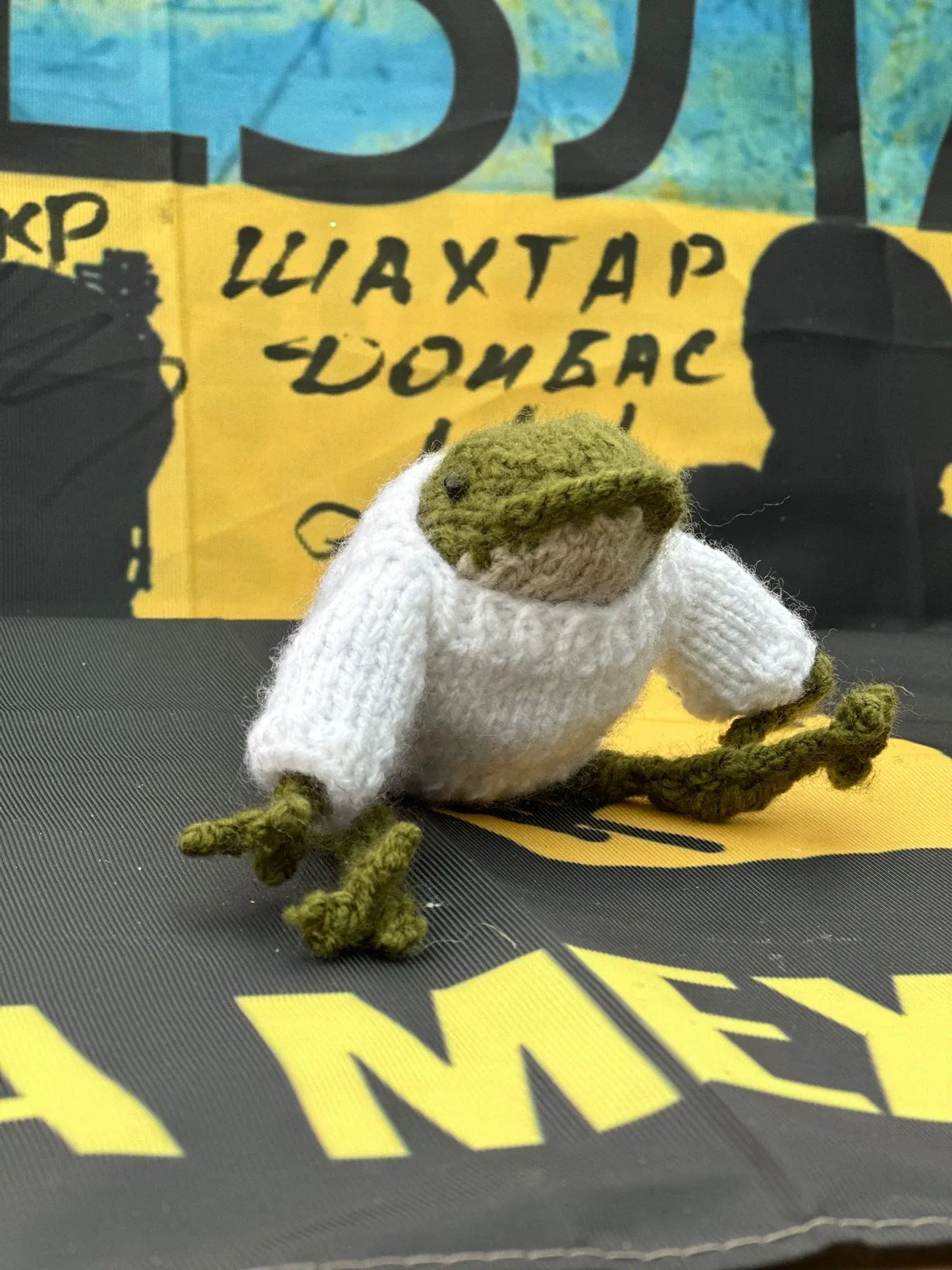 FROGS! George Frog! - Ukraine UK Aid