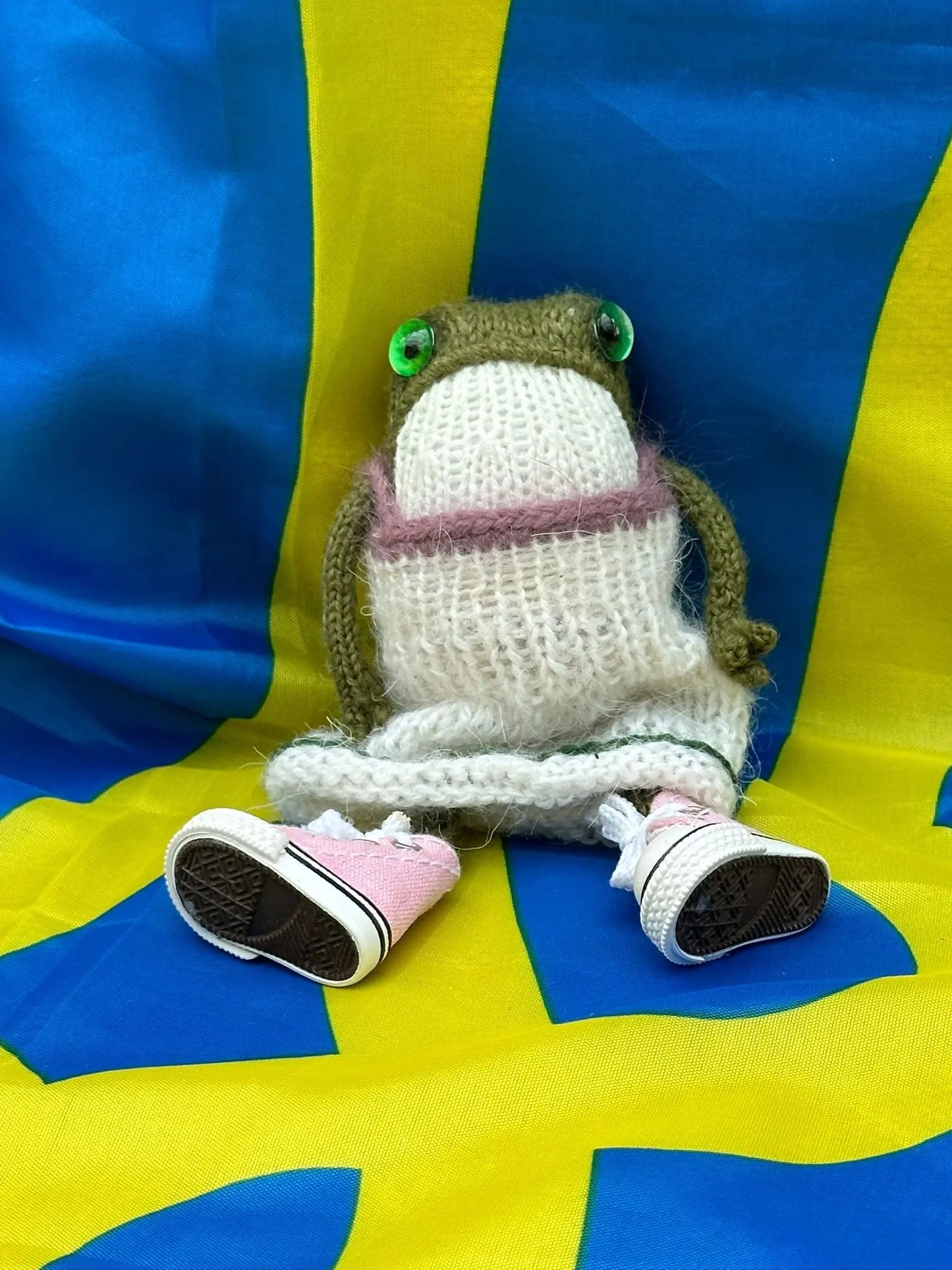 FROGS! Tutti-Fruiti Frog! Ukraine UK Aid