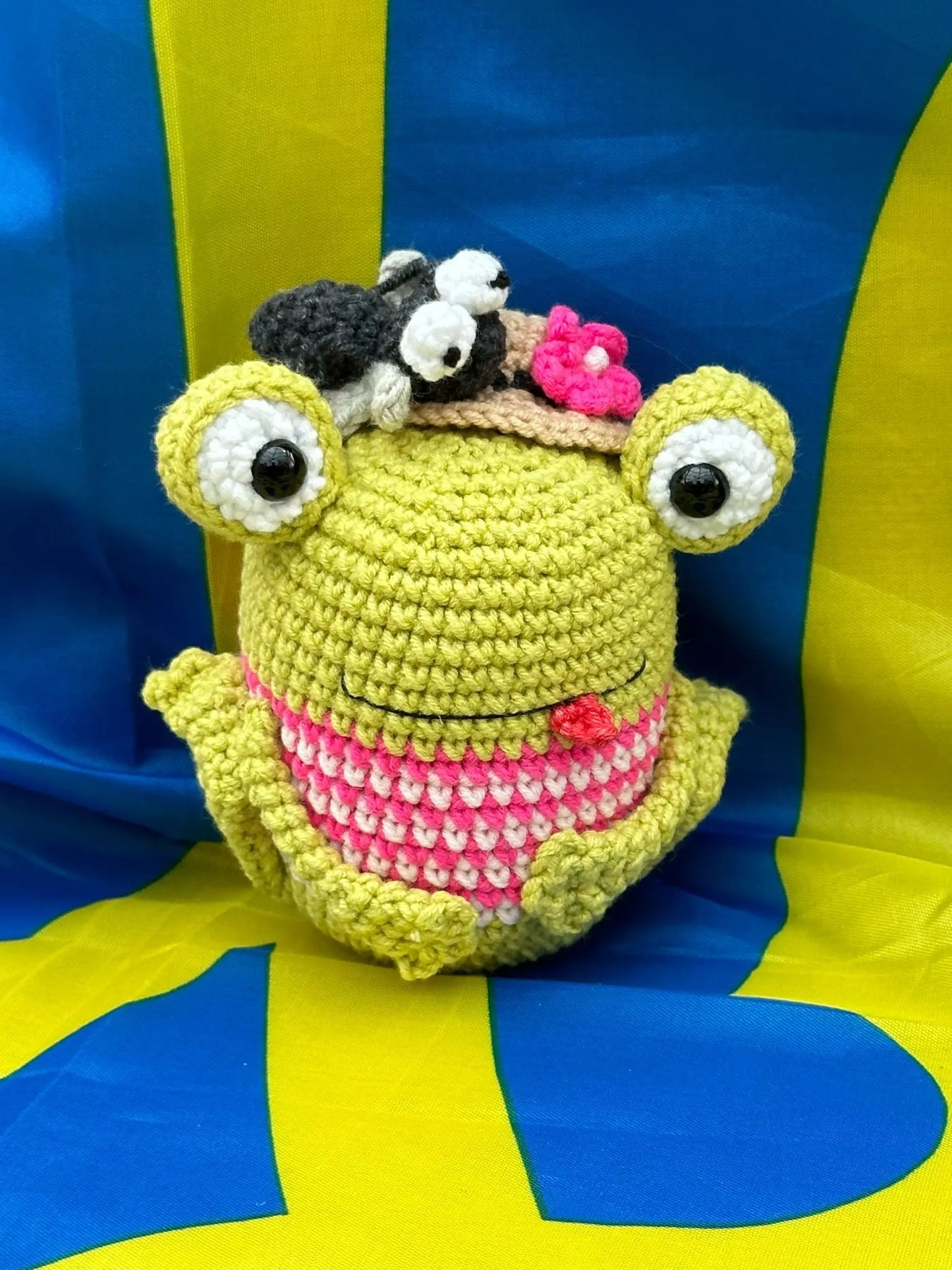 Cute Frog With a Hat! Ukraine UK Aid