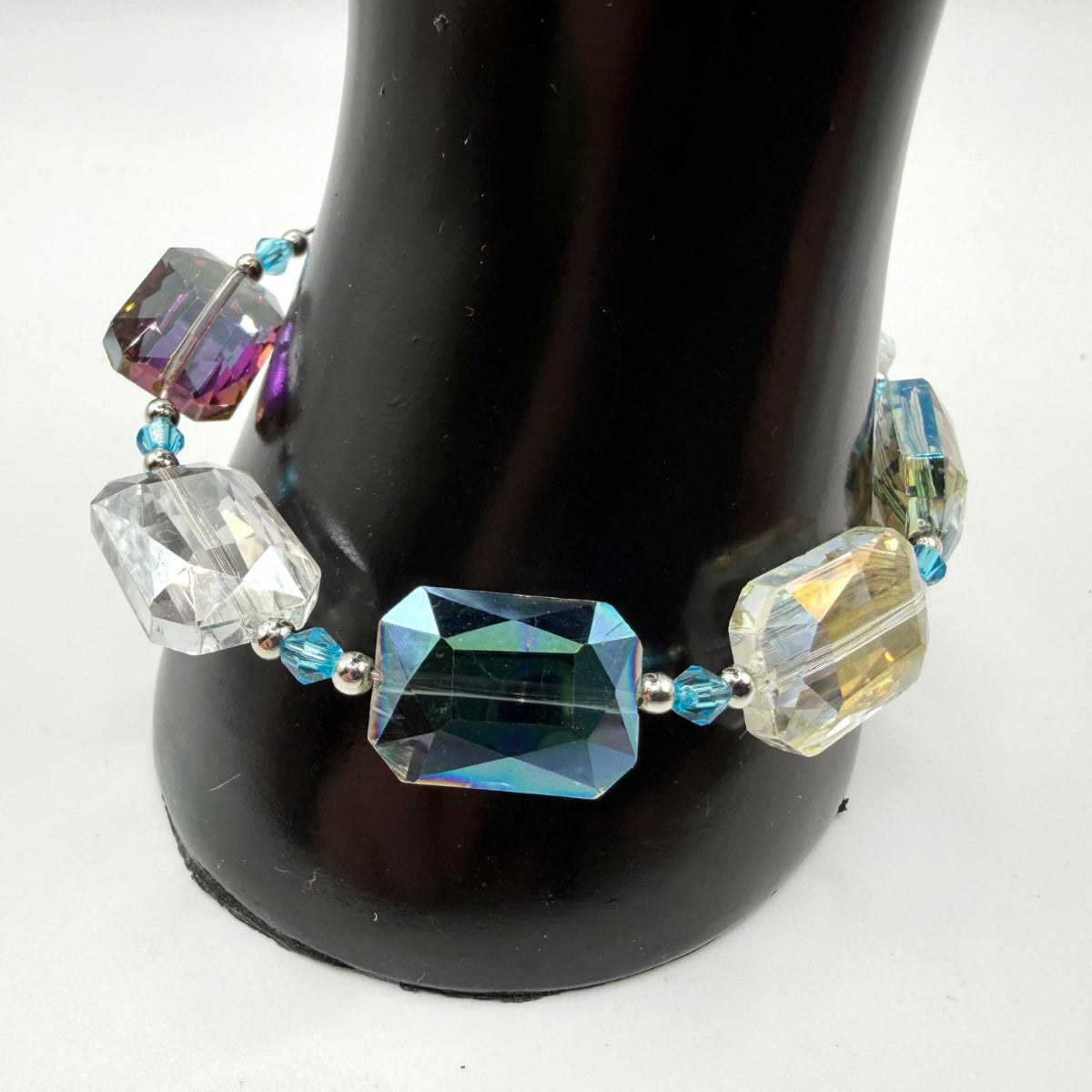 Beautiful handmade crystal bracelet