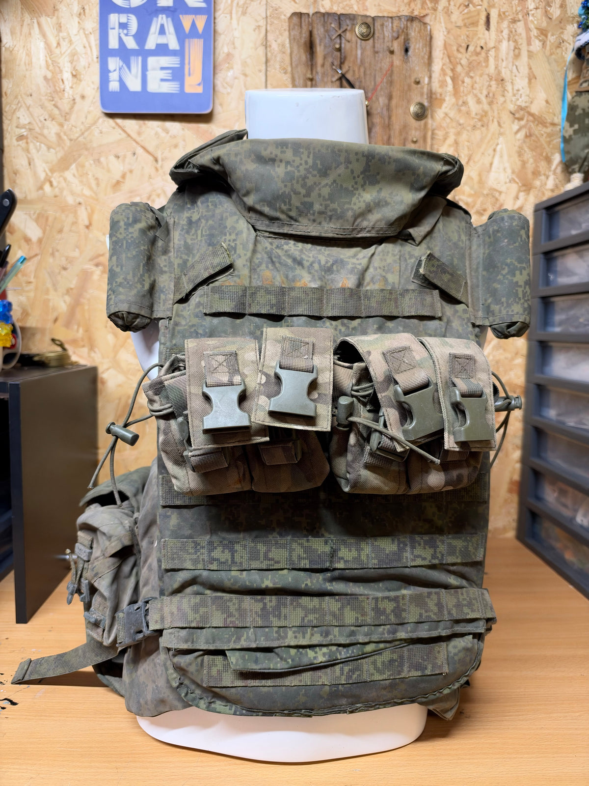Front view of the captured Russian 6B45 Ratnik vest with protective collar, arm sections and ammunition pouches.