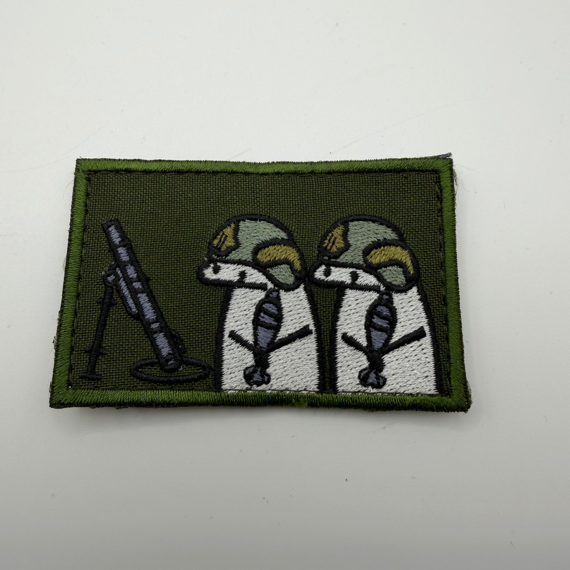Flork patch showing mortar team