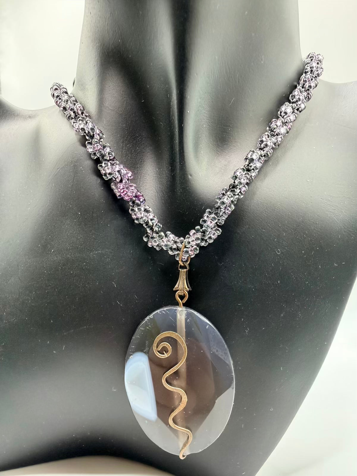 Pendant style necklace