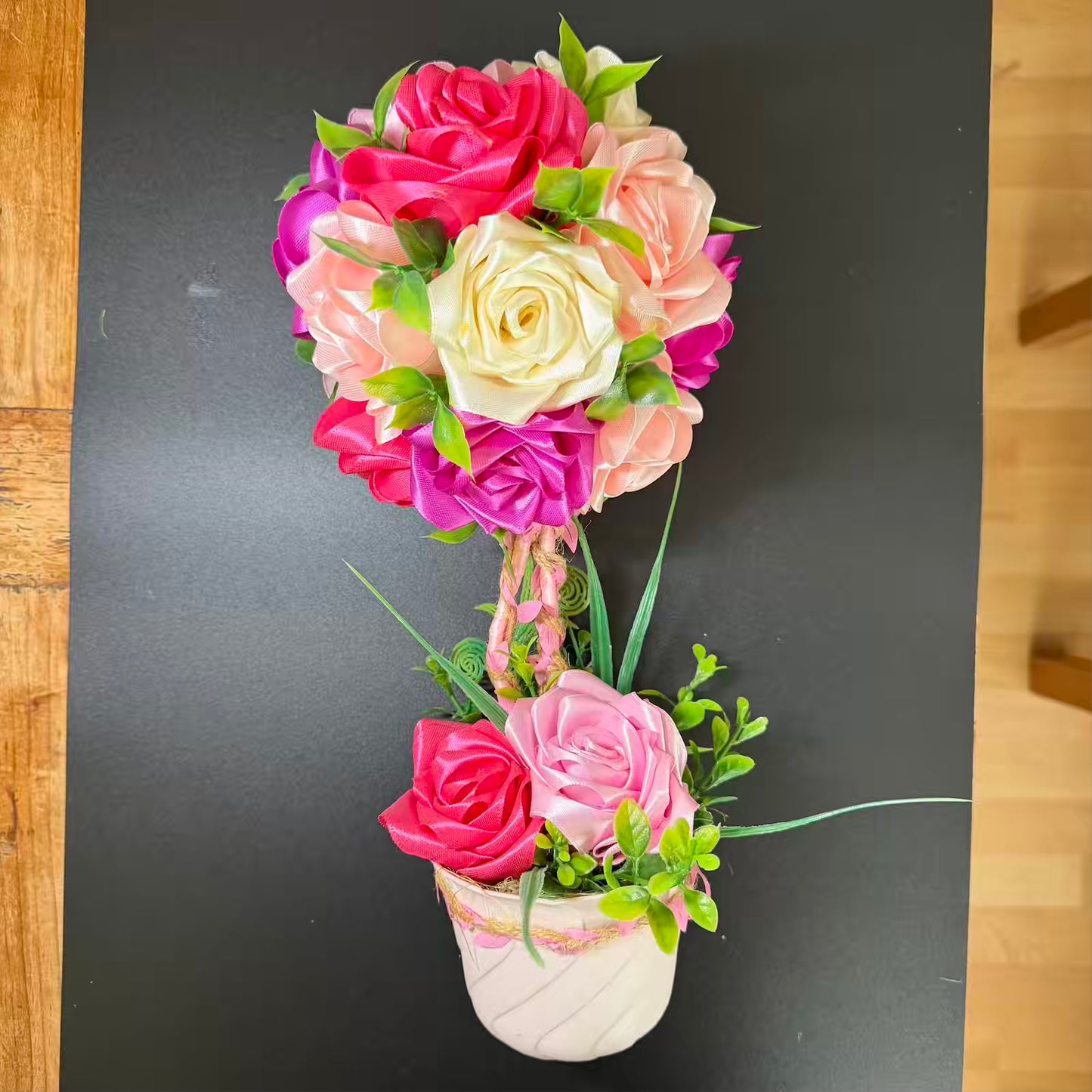 Handmade Rose Topiary Decoration – Ukrainian Floral Centrepiece from Kyiv Oblast 🇺🇦