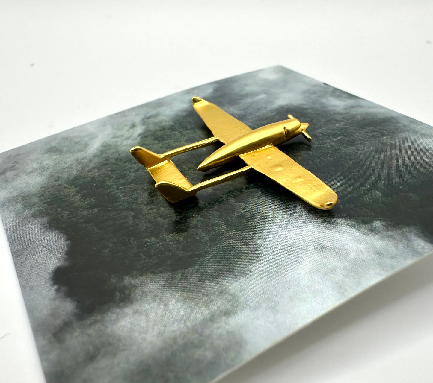 Ukrainian Skyeton Drone Pin Badge Gold