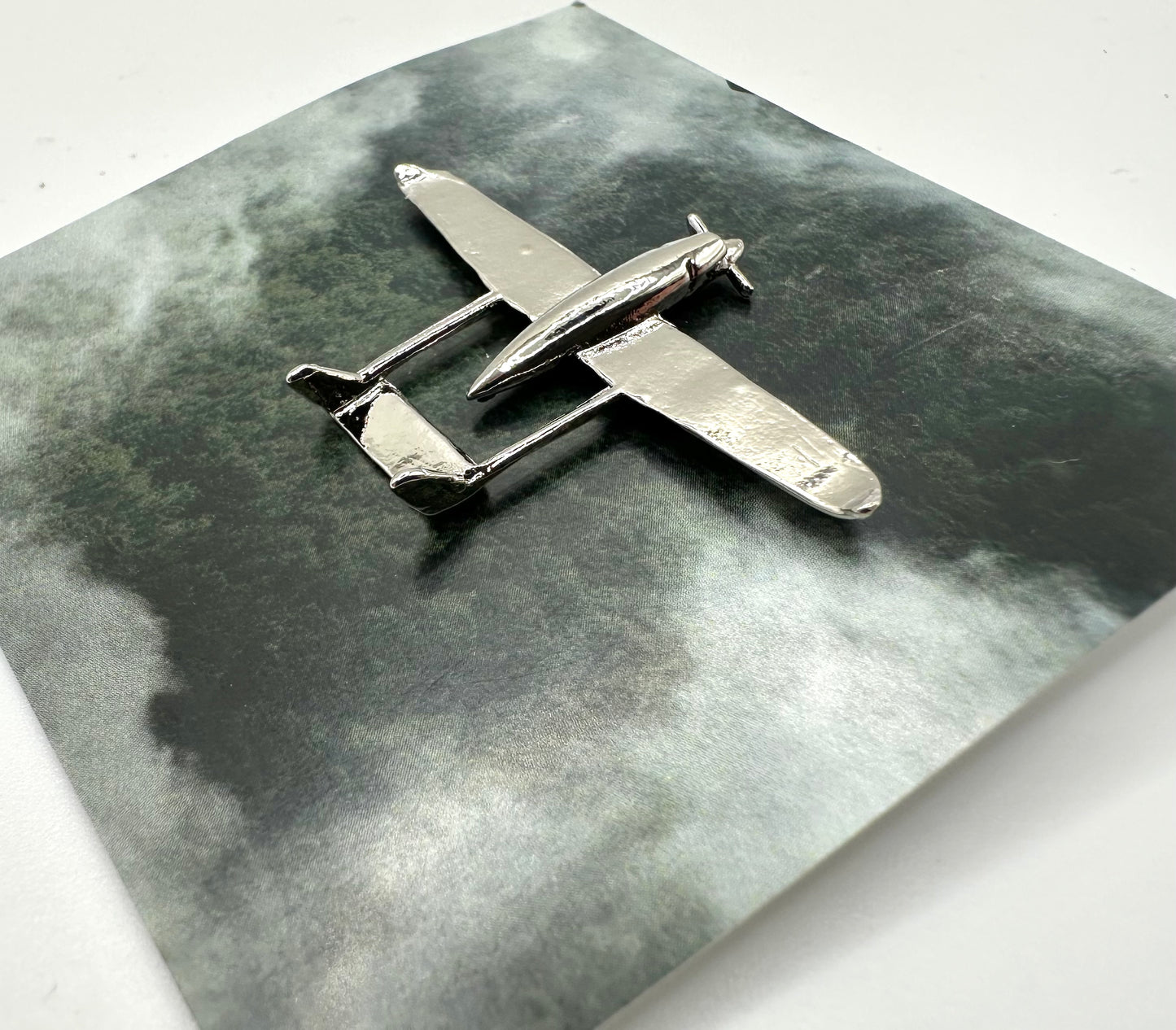 Ukrainian Skyeton Drone Pin Badge Silver