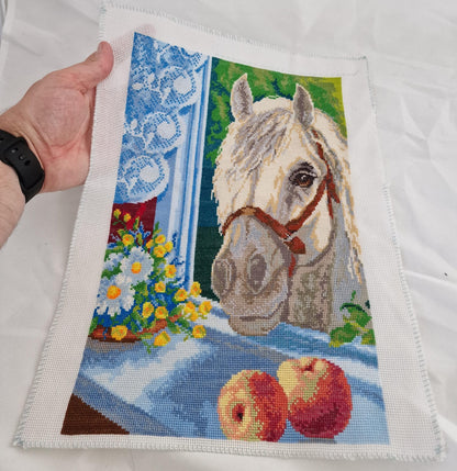 Detailed Horse Cross-Stitch Artwork