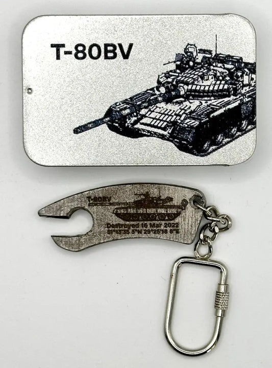 Tank-themed keychain with T-80BV design on a white background